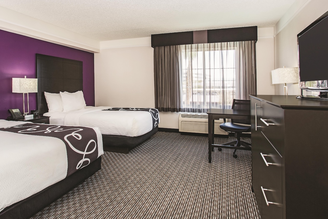 52962_Guestroom_NDD2_1.jpg